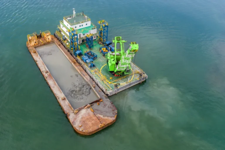 How Dredge Manufacturing Services Support Large-Scale Industrial Projects